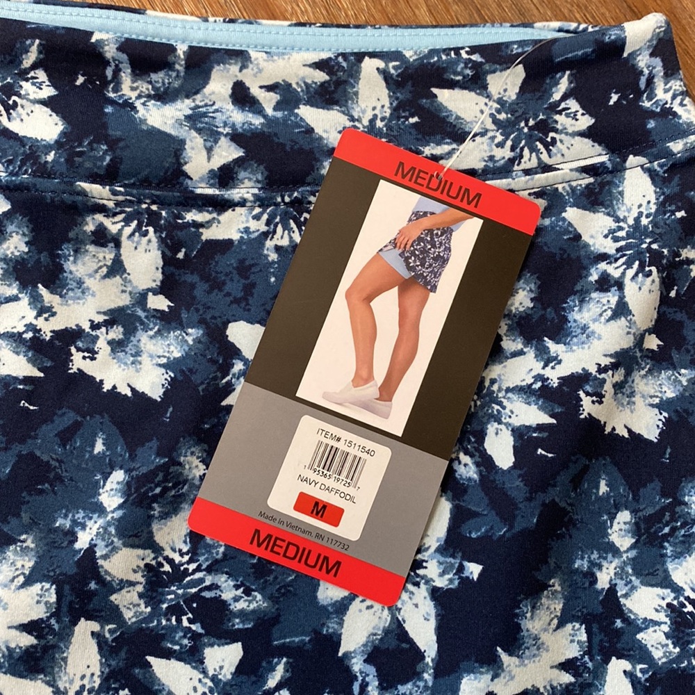 NEW Skort Skirt/ Shorts Colorado Clothing M - Picture 2 of 4